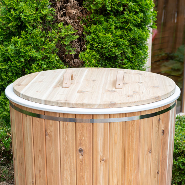 LeisureCraft Canadian Timber 36&quot; Round Cold Plunge Lid