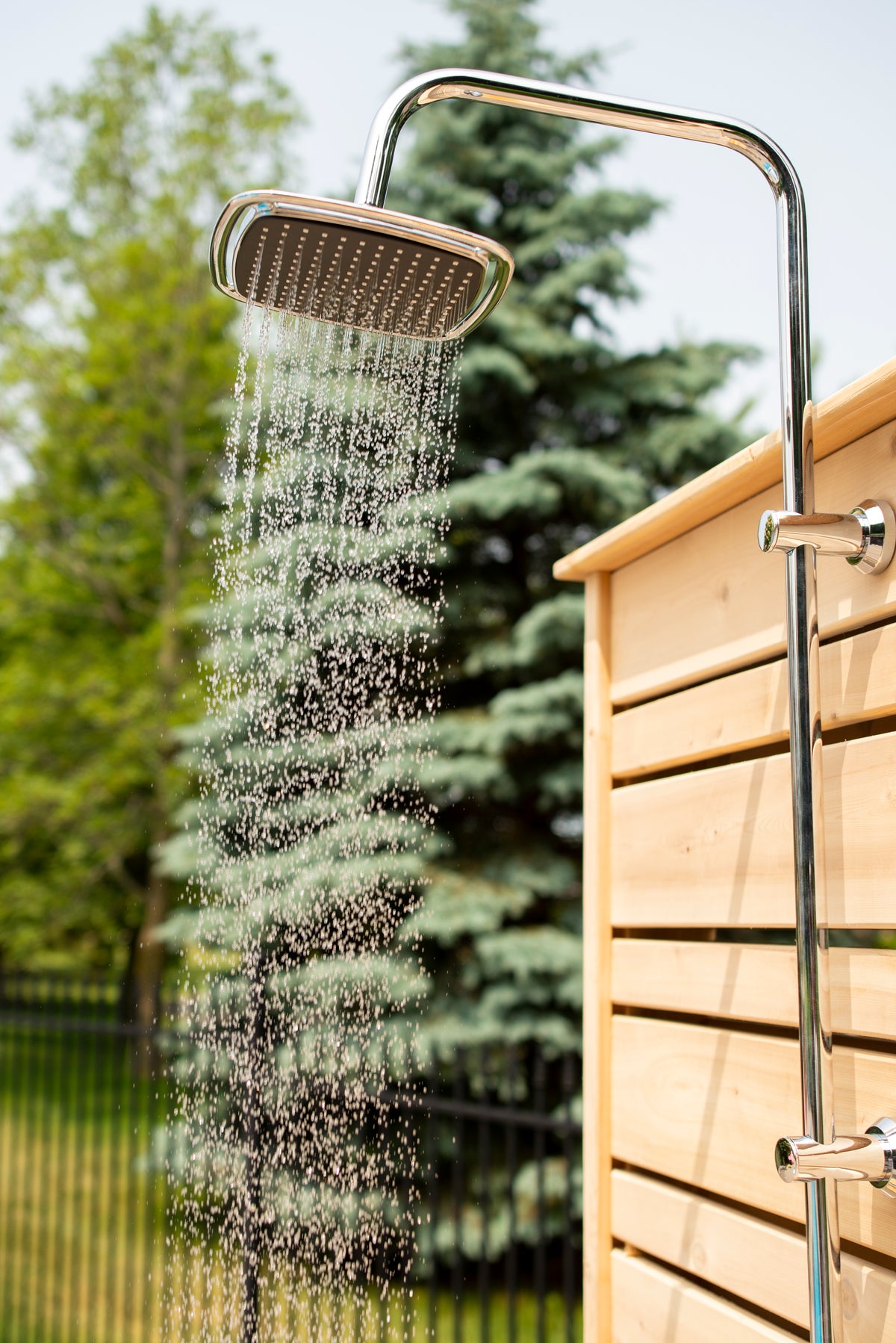 LeisureCraft CT Savannah Outdoor Shower